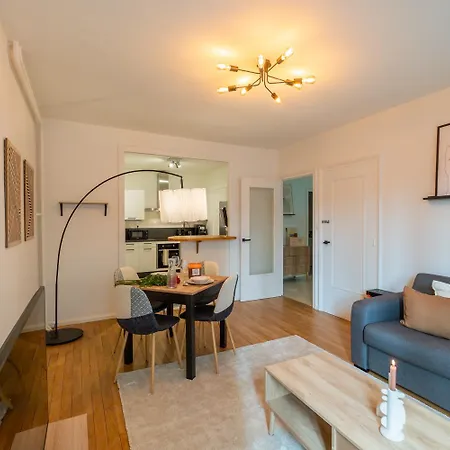 Standing, Confort, Centre Ville,4 Personnes Apartment *