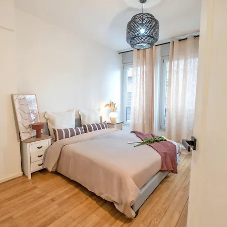 아파트 Standing, Confort, Centre Ville,4 Personnes 생테티엔
