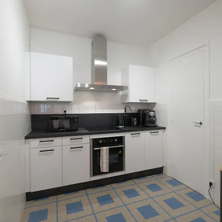Standing, Confort, Centre Ville,4 Personnes 아파트 생테티엔